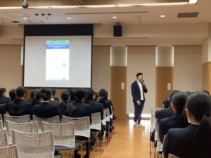 【特別編成授業②】企業講演「当たり前を疑い、生きたいように生きる」