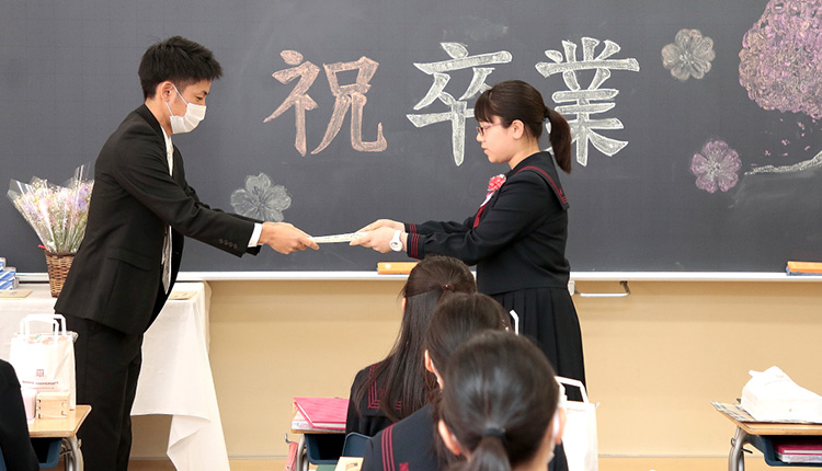 中学_2019年卒業証書授与式
